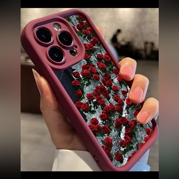 Glacier Rose iPhone Case for 12 Pro Max and 13 Pro Max~ Fits either NWT - Picture 3 of 4